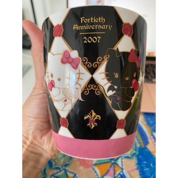 Hello Kitty Coffee Mug 40th Anniversary Angel Devil Scene Rare Sanrio - Picture 8 of 8